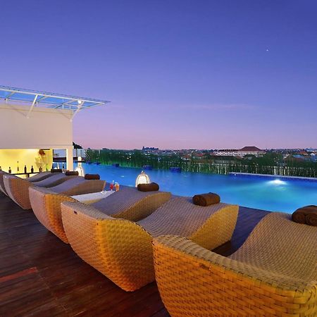 Mega Boutique Hotel Кута Екстериор снимка