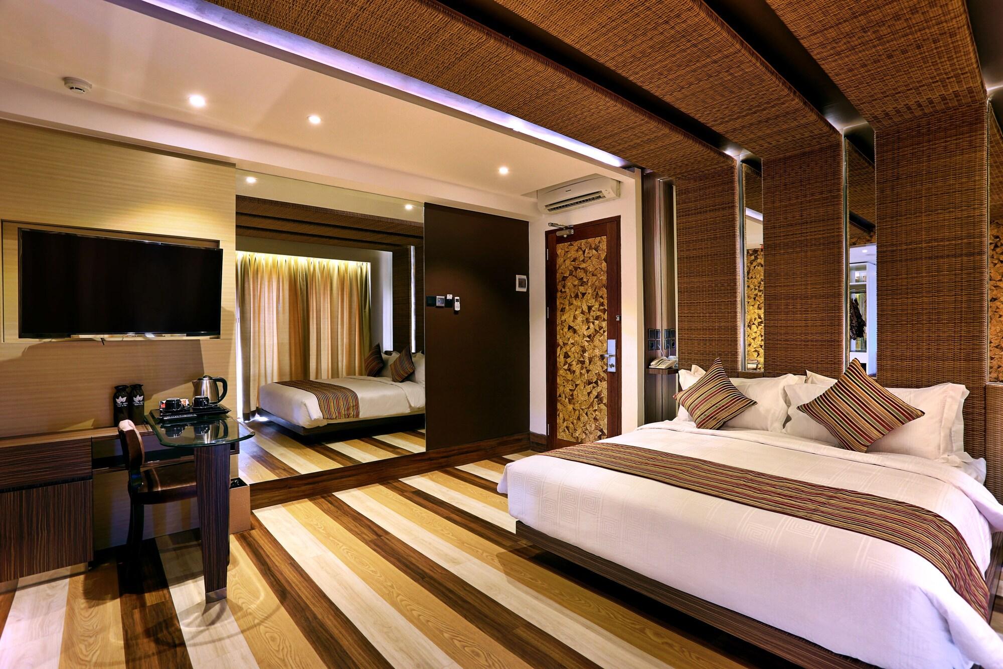 Mega Boutique Hotel Кута Екстериор снимка