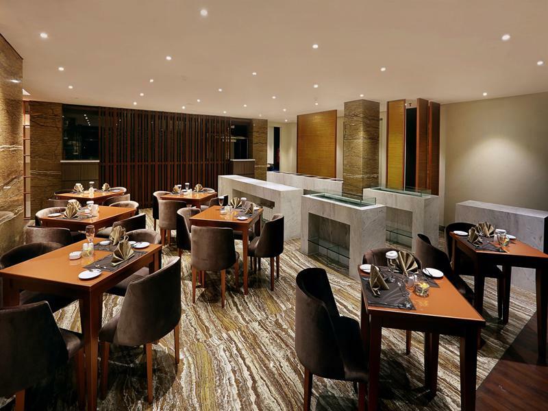 Mega Boutique Hotel Кута Екстериор снимка
