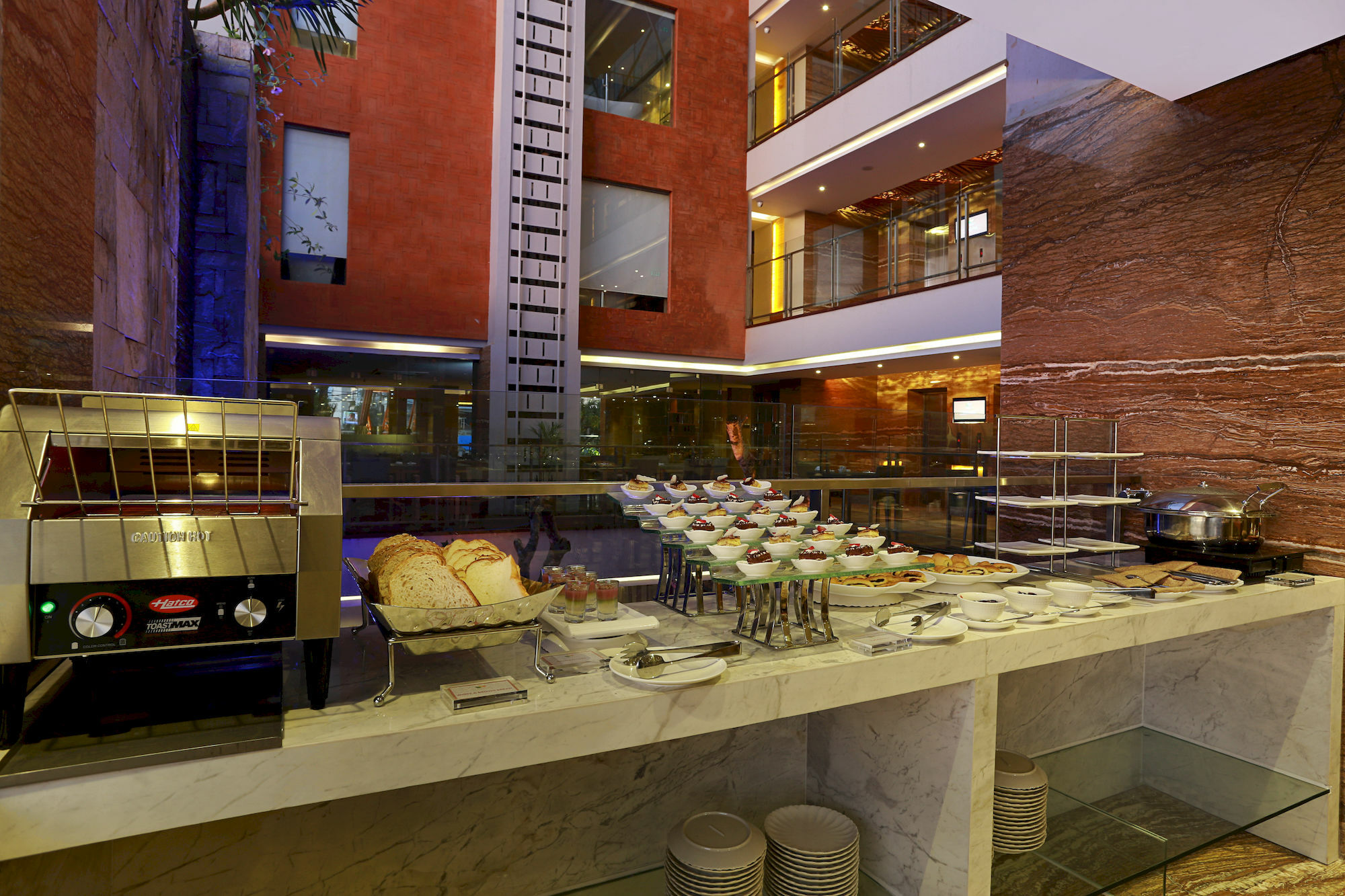 Mega Boutique Hotel Кута Екстериор снимка