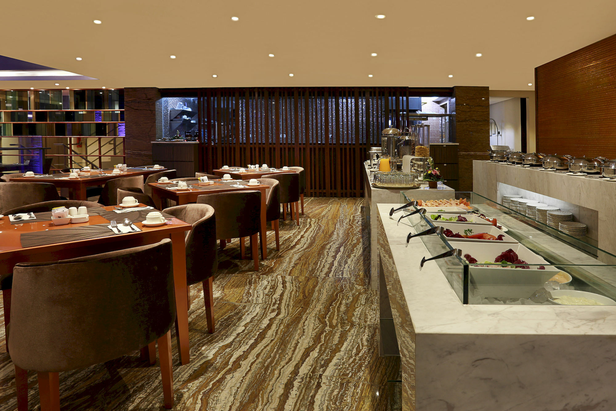Mega Boutique Hotel Кута Екстериор снимка