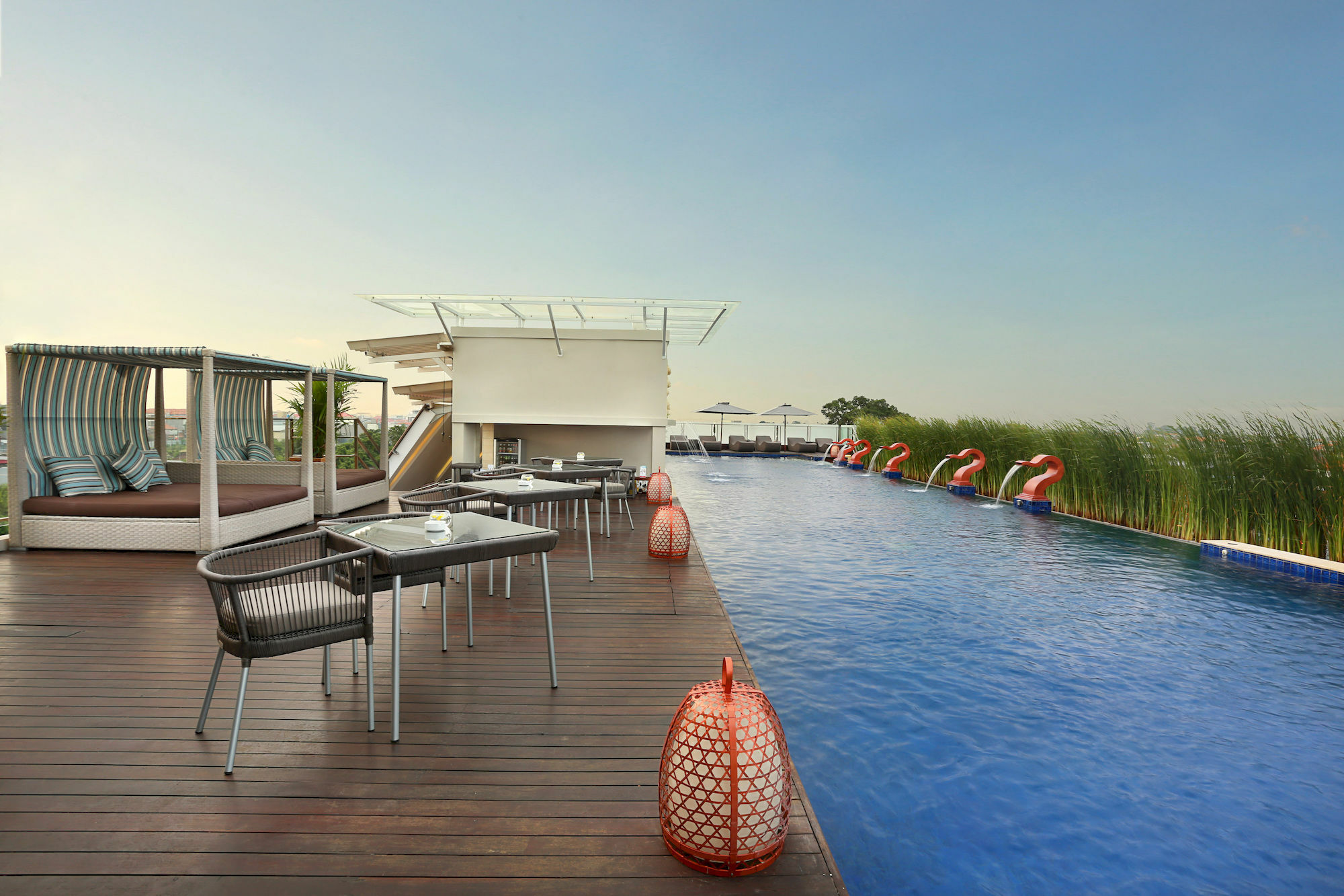 Mega Boutique Hotel Кута Екстериор снимка